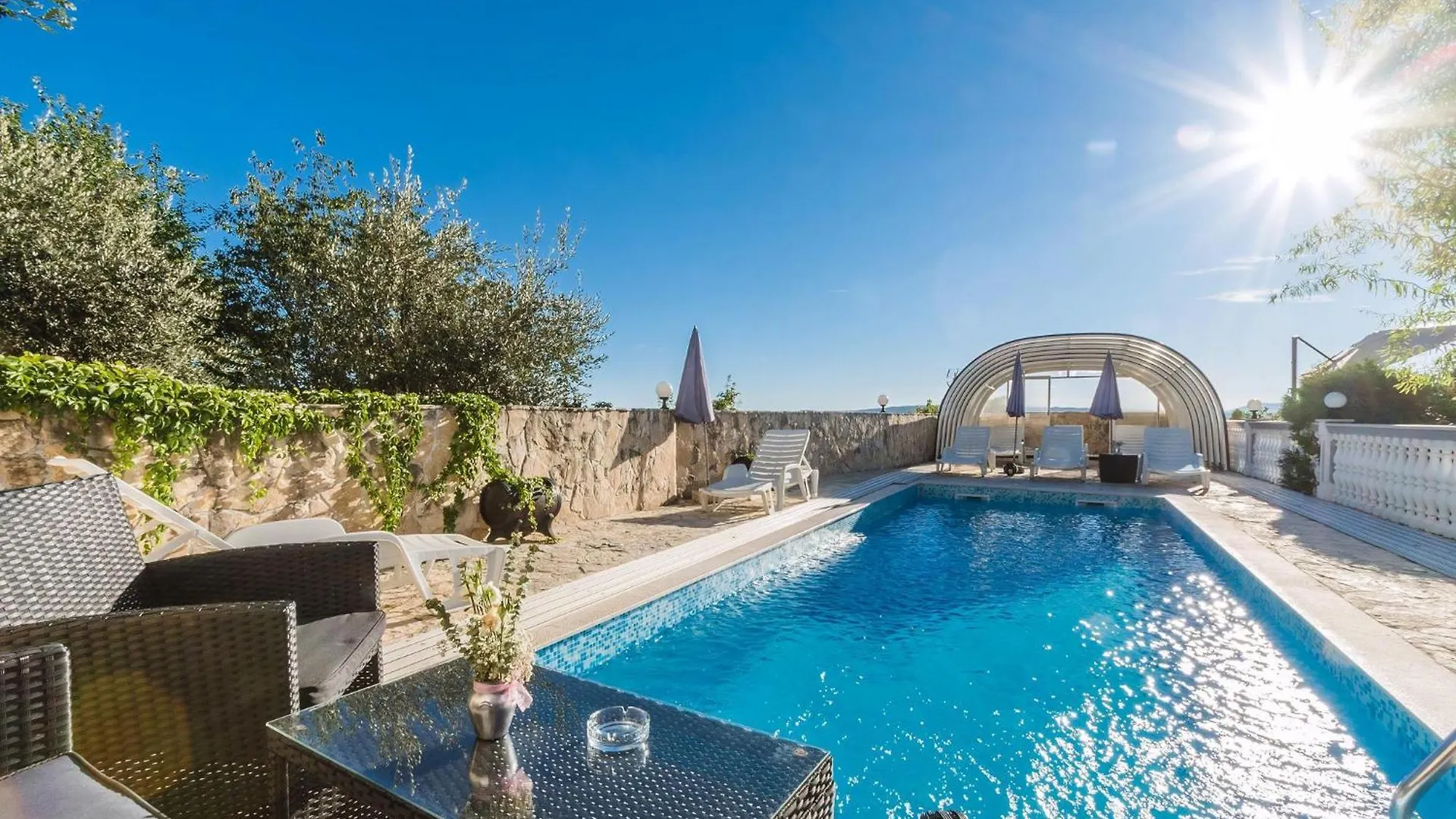 Gemuetliche Wohnung Mit Pool Crikvenica
