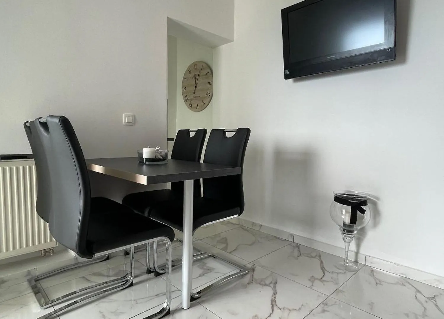 Gemuetliche Wohnung Mit Pool Crikvenica Apartment